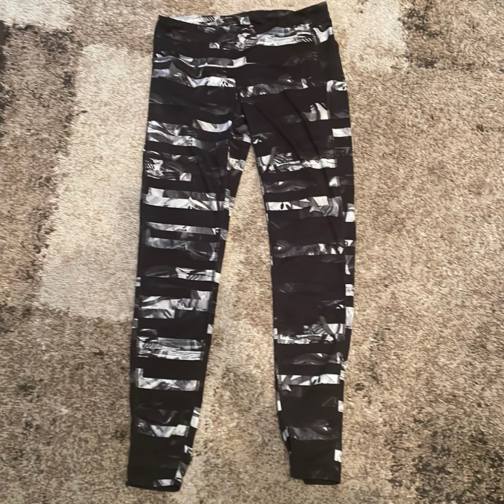 athleta leggings - Picture 1 of 6